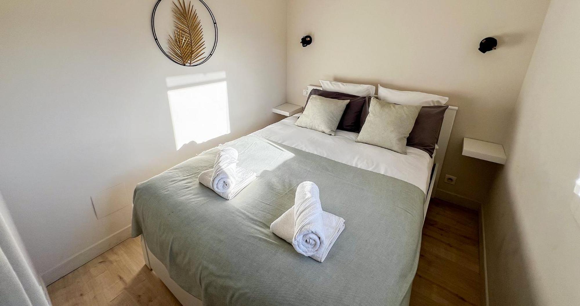 Ac - Private Exterior - Au Pied Du Palais Des Papes! Appartement